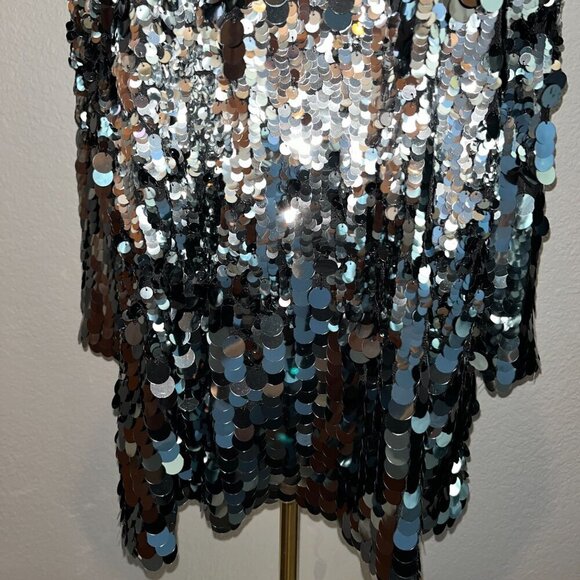 H & M Black & Silver Giant Sequin Long Sleeve High Neck Swing Dress EUC Small - Picture 3 of 16